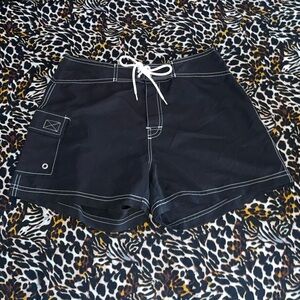 Xhilaration Contrast Stitch Shorts